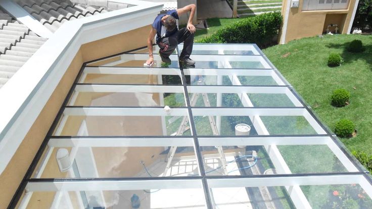 Cara Merawat Kanopi Pasca Hujan Agar Awet Bertahun-Tahun